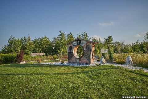 Gemeinde Tarsdorf Bezirk Braunau Friedensplatz (Dirschl Johann) Österreich BR